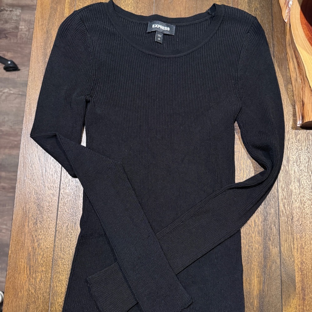 TWO Express Ribbed Knit Tops - Picture 4 of 6